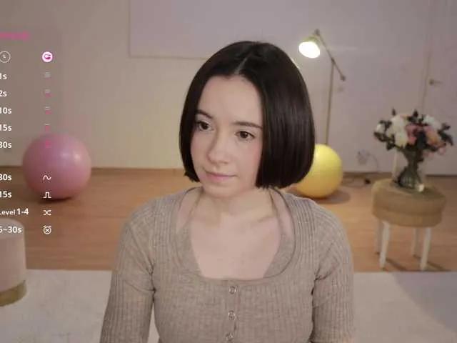 Checkout -FemaleEssence-, she wants to masturbate for you -FemaleEssence- from BongaCams