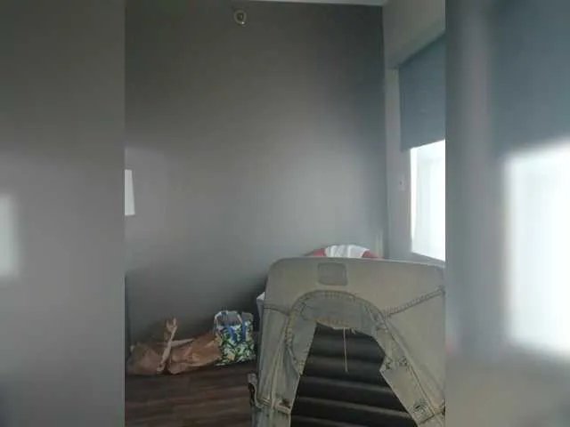 Adelaideskyy from BongaCams