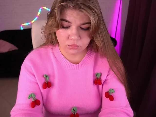 AlishaMalinka from BongaCams