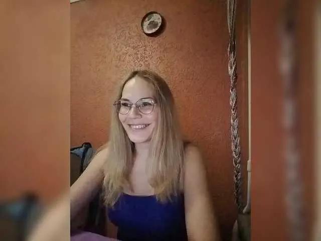 Join Angelicac, she wants to masturbate for you Angelicac from BongaCams