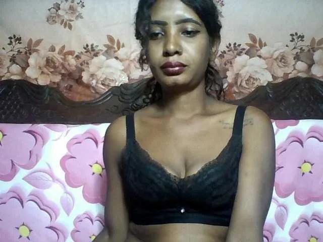 Admire Annicka25, she wants to masturbate for you Annicka25 from BongaCams