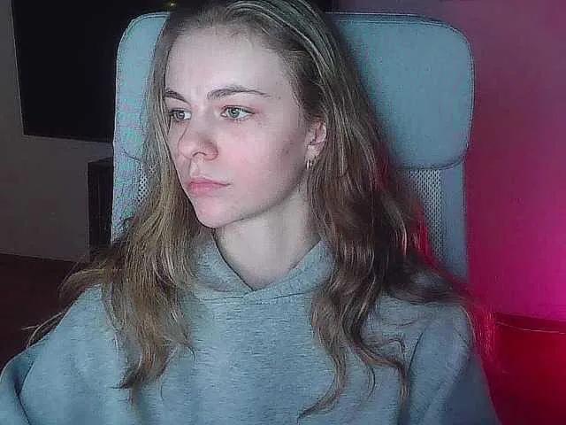 Slutty AriaModel wants you to fuck her body now AriaModel from BongaCams