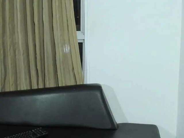 AzulMaverik from BongaCams