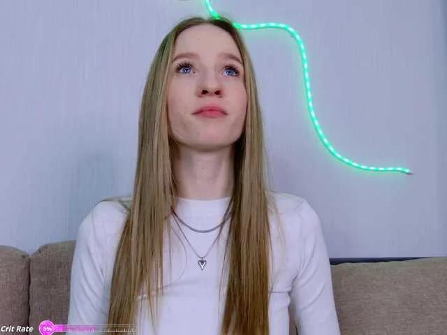 b4by-Emilia from BongaCams