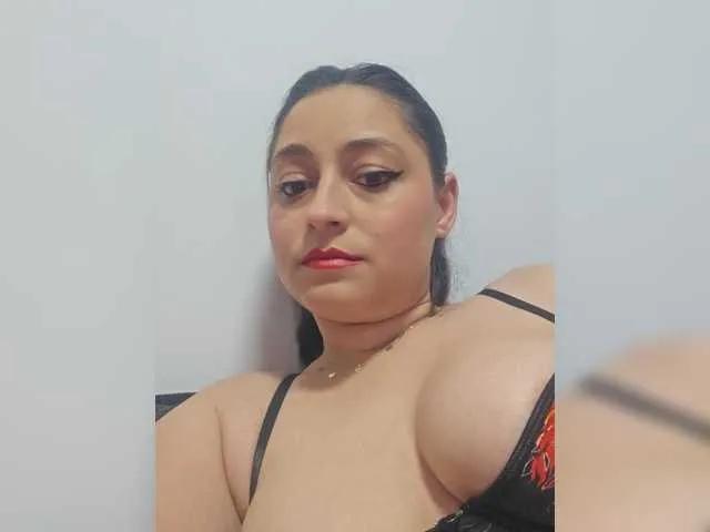 Watch Bianca2, she wants to masturbate for you bianca2 from BongaCams