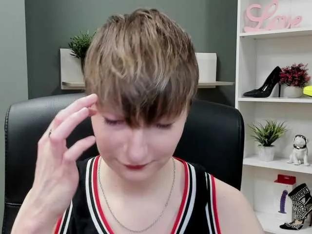 Masturbate to 30 years old BlairPlay from BongaCams BlairPlay from BongaCams