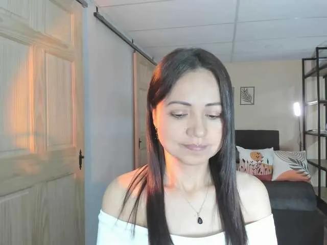 Masturbate to Carlin1511, she wants to masturbate for you Carlin1511 from BongaCams