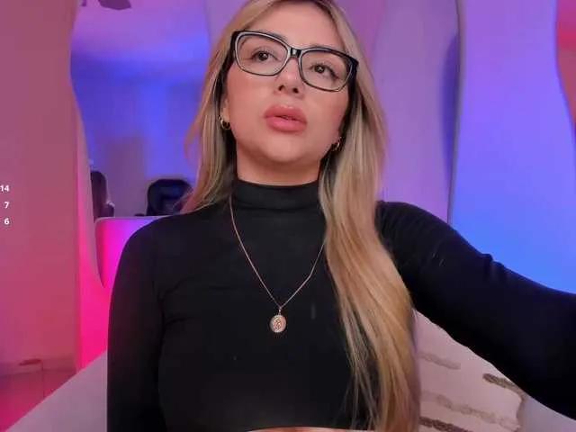 ChloePreston from BongaCams