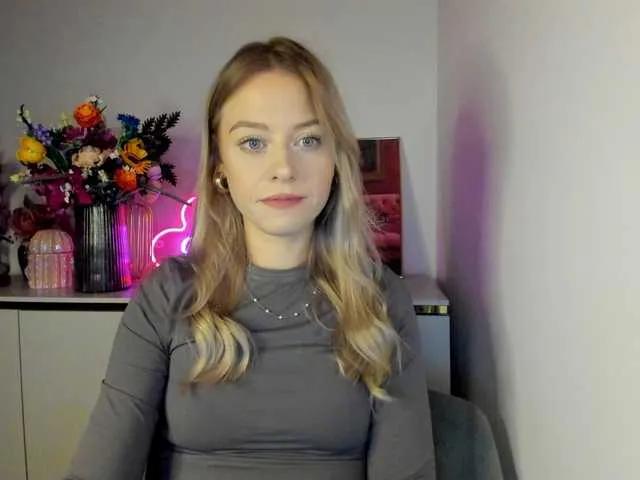 Join BongaCams's CindyGlam CindyGlam from BongaCams