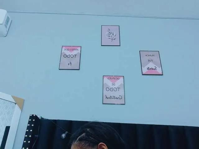 colombiamommy from BongaCams