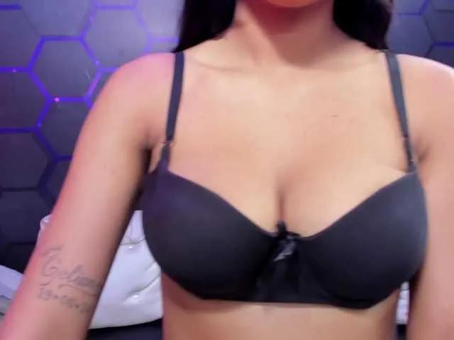 Admire BongaCams's Daring-Latinavip Daring-Latinavip from BongaCams