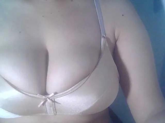 DirtyAsian from BongaCams