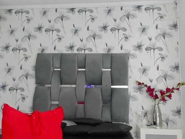 Masturbate to BongaCams's Ehotloveaxxx Ehotloveaxxx from BongaCams