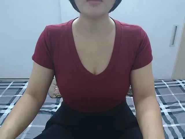 ElenaSex90 from BongaCams