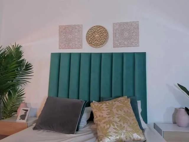 Sweet EmaaTaylor from BongaCams EmaaTaylor from BongaCams