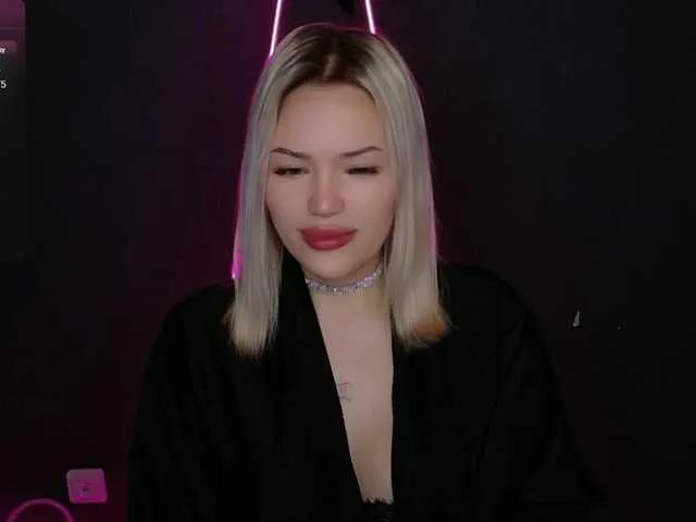 Eva-Kitty1 from BongaCams