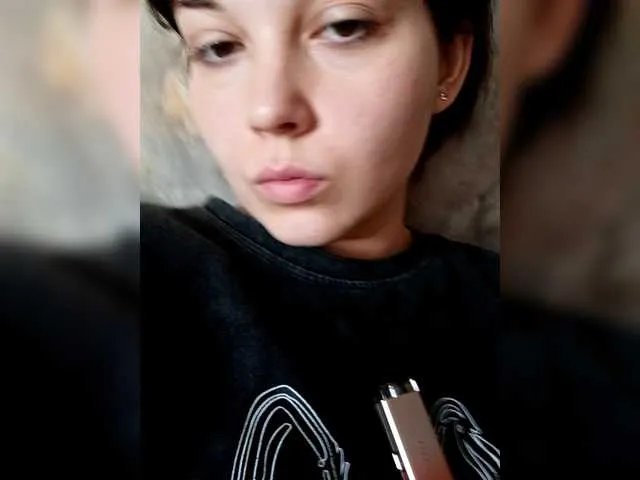 FoxyLoVe01 from BongaCams