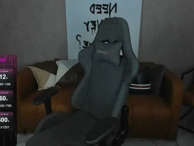 FreyaAkerson from BongaCams