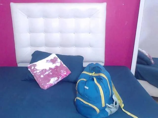 goldenn-ass from BongaCams