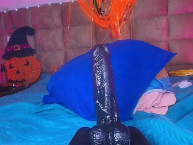 hanks-star from BongaCams