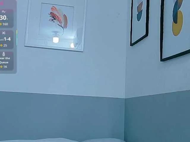 horny18girl from BongaCams