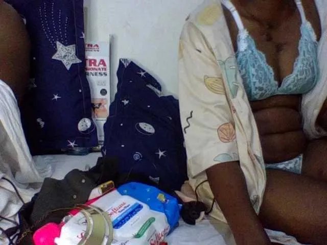 juicyspisy1 from BongaCams