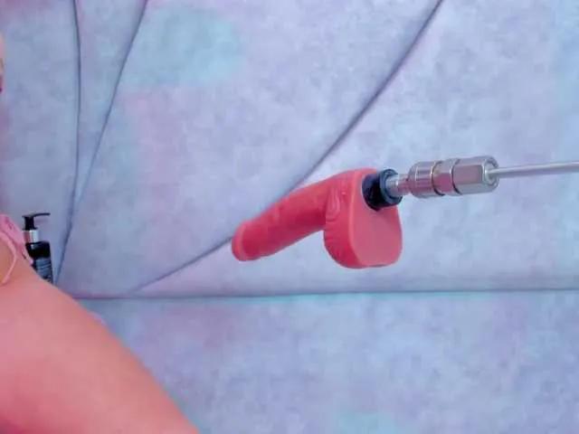 JuliethaWhitee from BongaCams