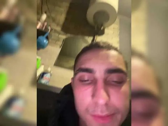 Kartoshka2009 from BongaCams