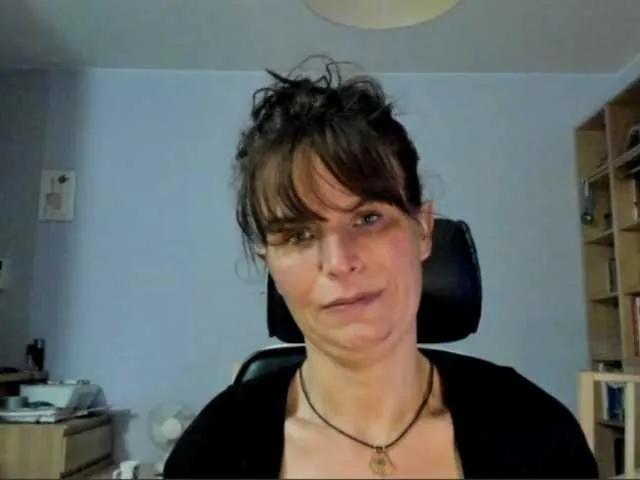 KathyLove1 from BongaCams
