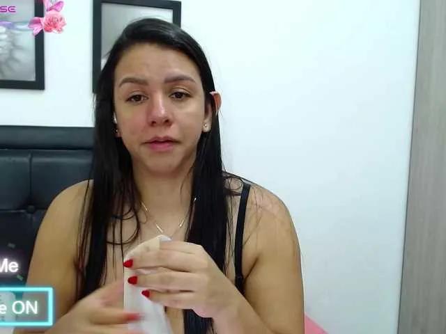 Sexy Kelly-joness wants you to fuck her body now kelly-joness from BongaCams