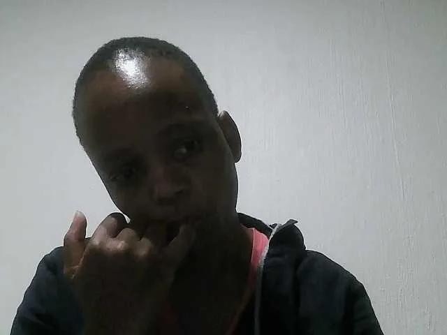 Admire Kittykatexx, she wants to masturbate for you kittykatexx from BongaCams