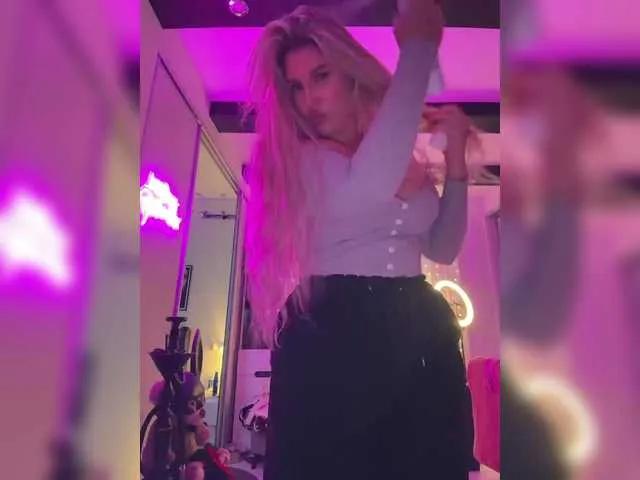 Kotofeyka1 from BongaCams