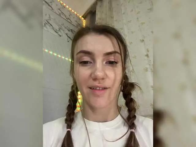 Join slutty model KristinaMoonx KristinaMoonx from BongaCams