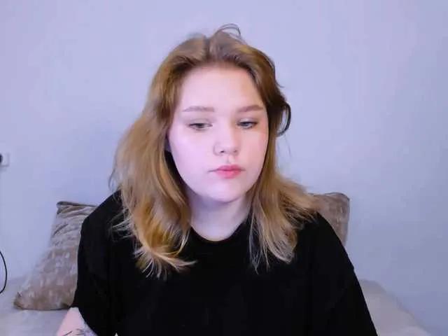 Slutty Lasey wants you to fuck her body now Lasey from BongaCams