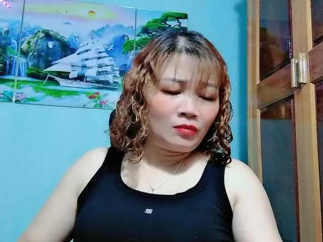 Checkout Linhanhsex2k, she wants to masturbate for you Linhanhsex2k from BongaCams