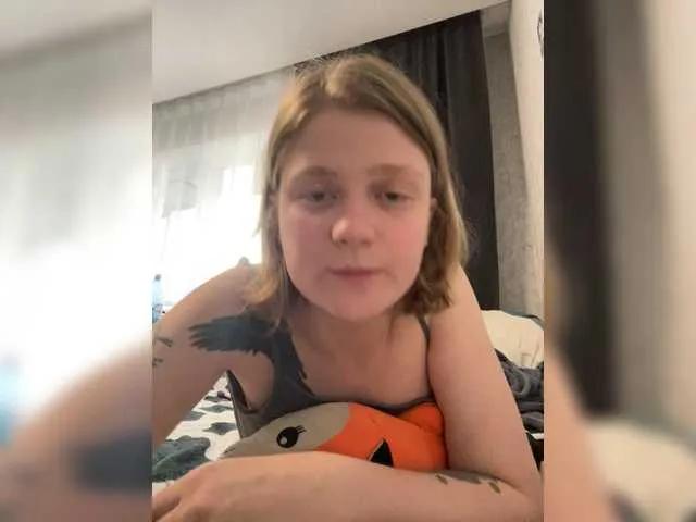 Lowensand from BongaCams