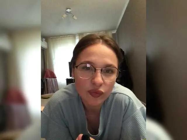 Madam-Babi from BongaCams