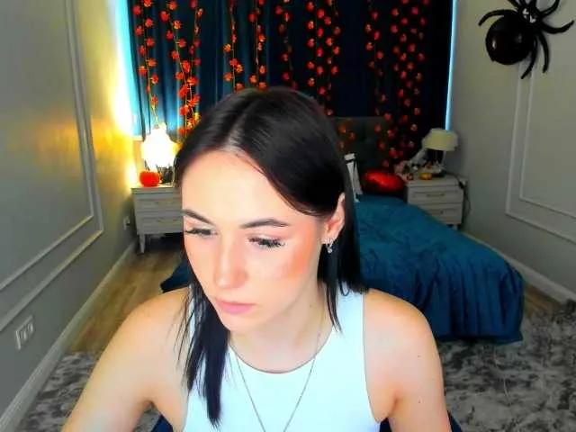 MakeYouHappy from BongaCams