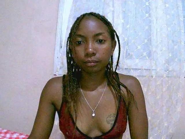 maliah from BongaCams