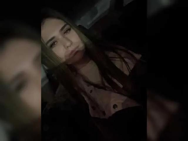 Mariii from BongaCams