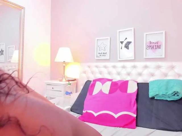 Admire 37 years old megan-loviitz from BongaCams megan-loviitz from BongaCams