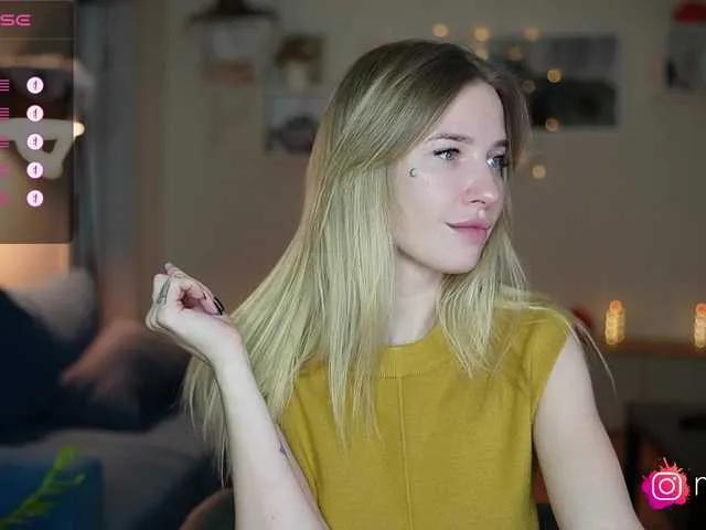 Try sexy escort Mel-collins mel-collins from BongaCams