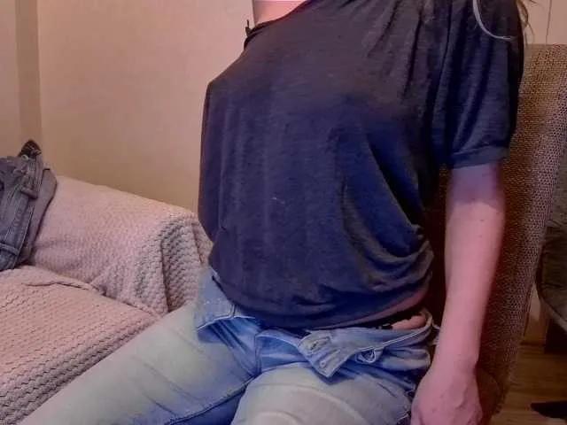 Admire Mesexylady34, she wants to masturbate for you mesexylady34 from BongaCams