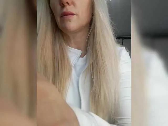 Sweet MonnaSky from BongaCams MonnaSky from BongaCams