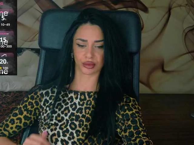 Join amazing model NaomiScarlett NaomiScarlett from BongaCams