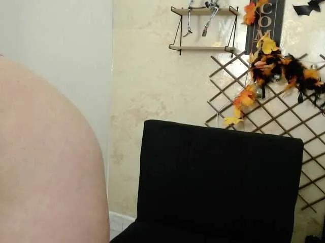 Admire 26 years old PerlaStonee from BongaCams PerlaStonee from BongaCams
