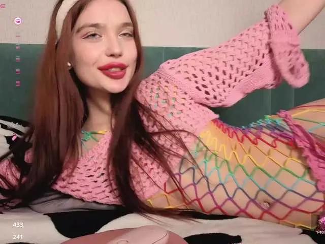 Masturbate to PrettyLilie, she wants to masturbate for you PrettyLilie from BongaCams