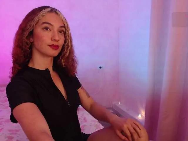 RedVelvett- from BongaCams