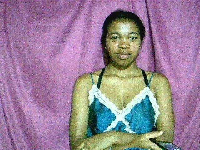 Royal-diva from BongaCams