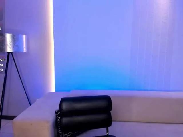 Naked SamanthaKlein wants you to fuck her body now SamanthaKlein from BongaCams